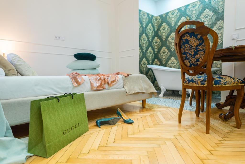 Regina Apartments On Kiraly Street บูดาเปสต์ ภายนอก รูปภาพ