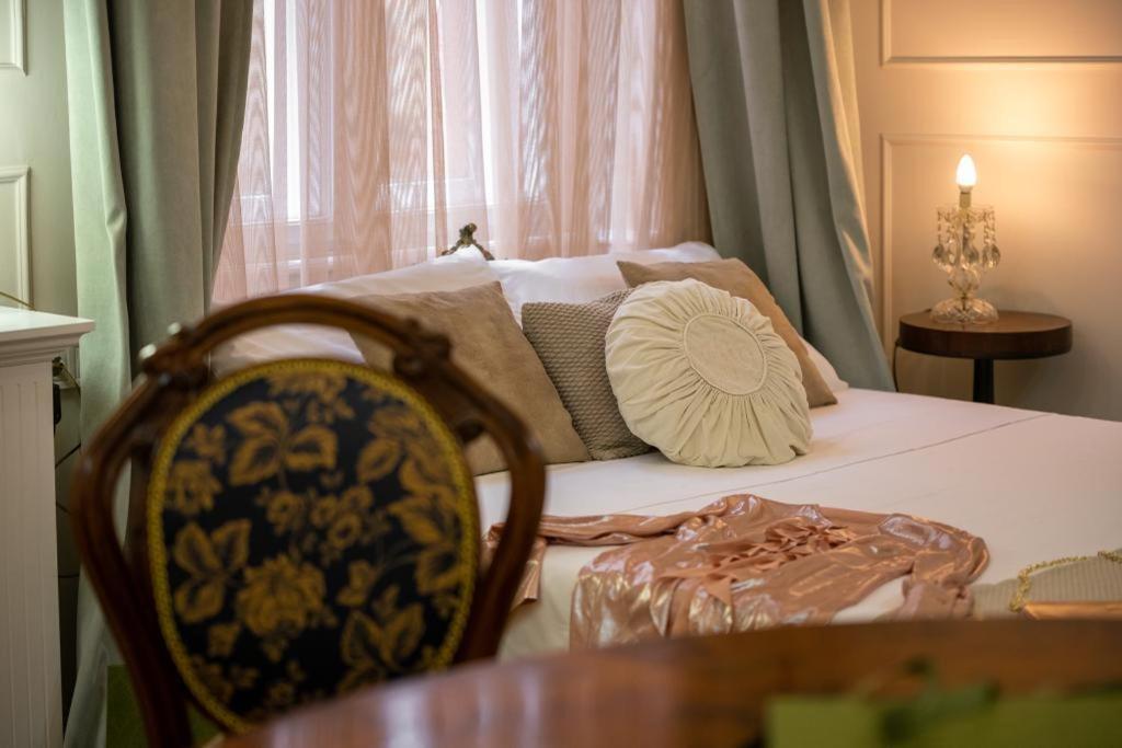 Regina Apartments On Kiraly Street บูดาเปสต์ ภายนอก รูปภาพ
